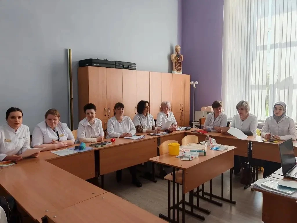 Специалисты Центра общественного здоровья провели обучение для сотрудников медучреждений республики